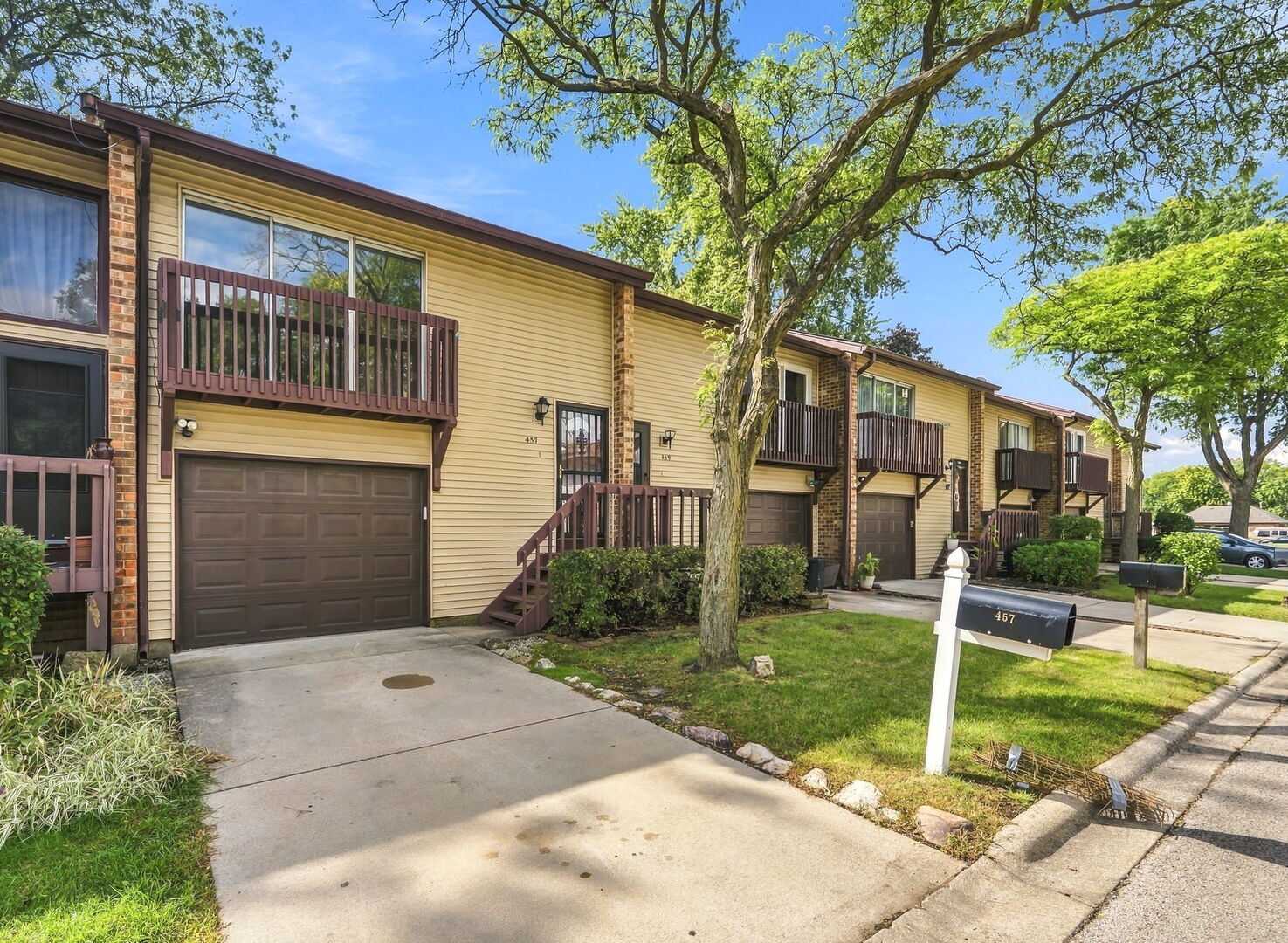 457 Sioux Drive Bolingbrook Illinois United States, for Sale, residential,  , Alpha 7 Realty