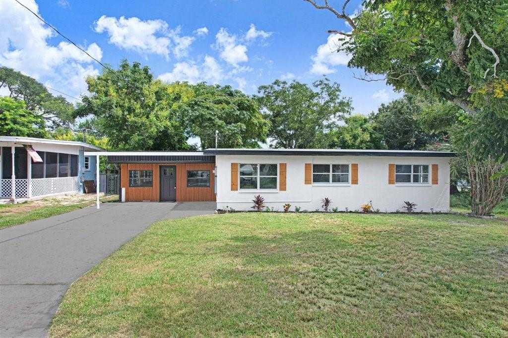 124 EDGEWATER DRIVE Winter Haven Florida United States, for Sale, residential,  , Crosby and Associates Inc