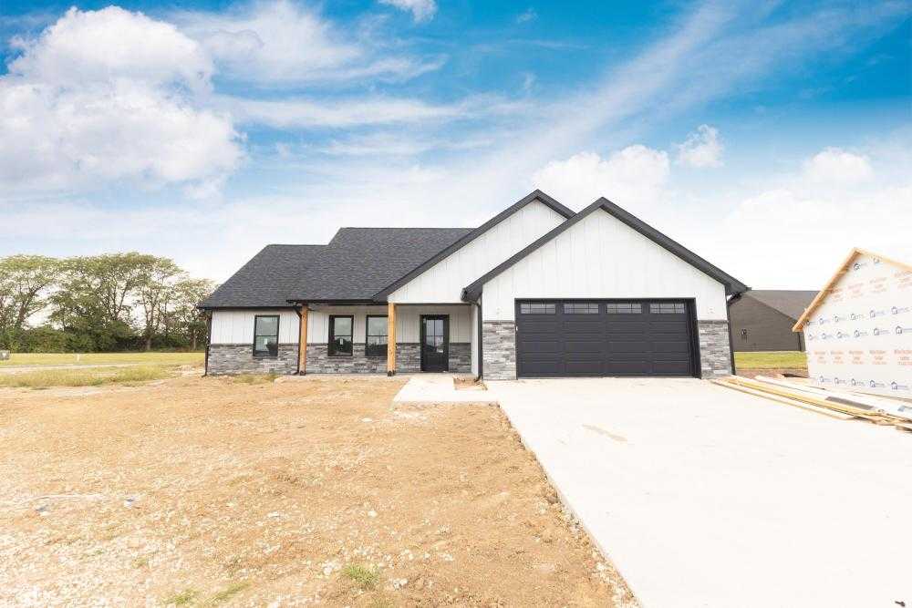 901 Destinee Dr. Moberly Missouri United States, for Sale, residential,  , CENTURY 21 McKeown & Associates, Inc.