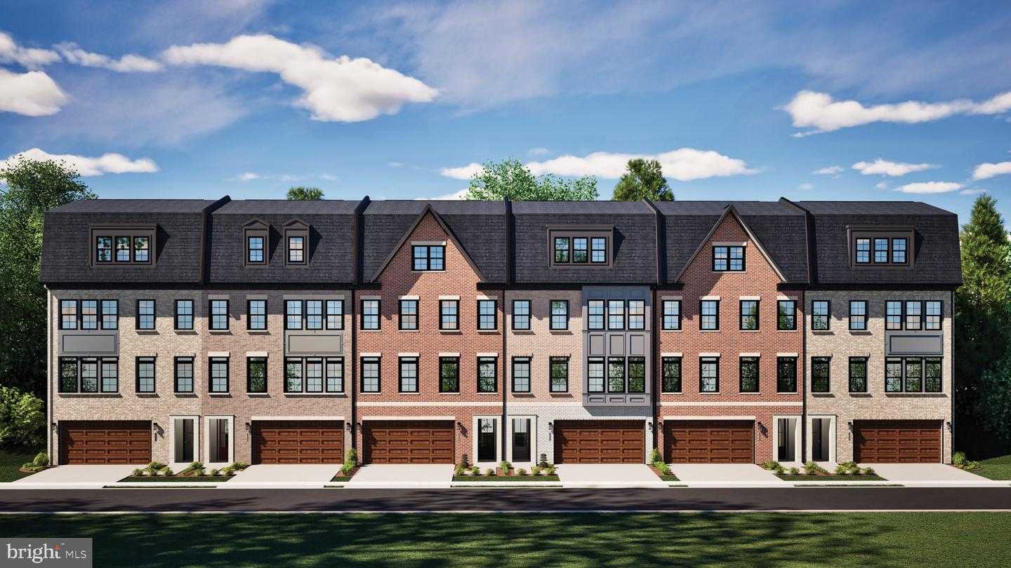 1 BANNER HEIGHTS APT T-27 Alexandria Virginia United States, for Sale, residential,  , The Holly Group