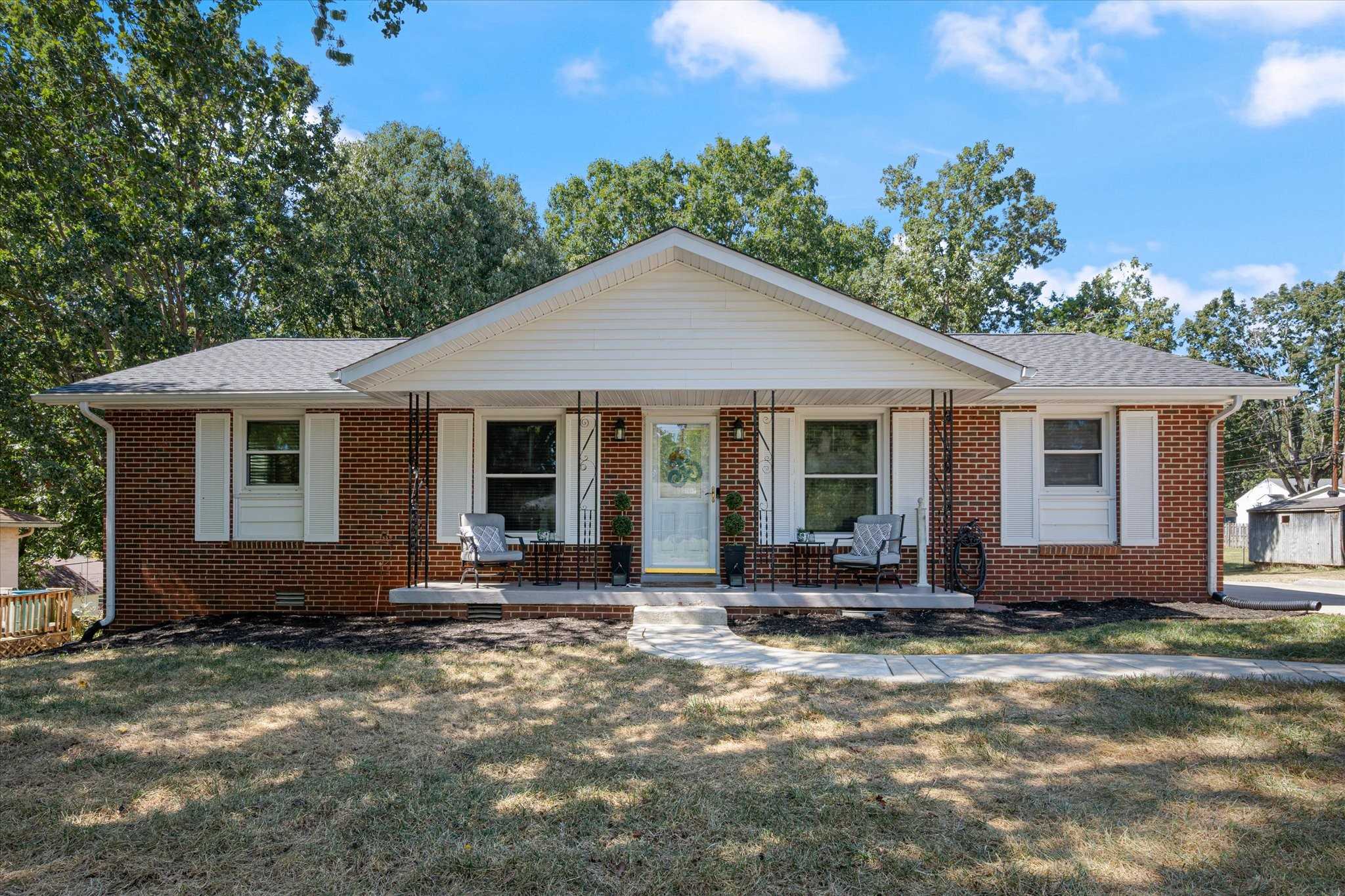 418 Seay Ct Clarksville Tennessee United States, for Sale, residential, Adam Hanes, LPT Realty