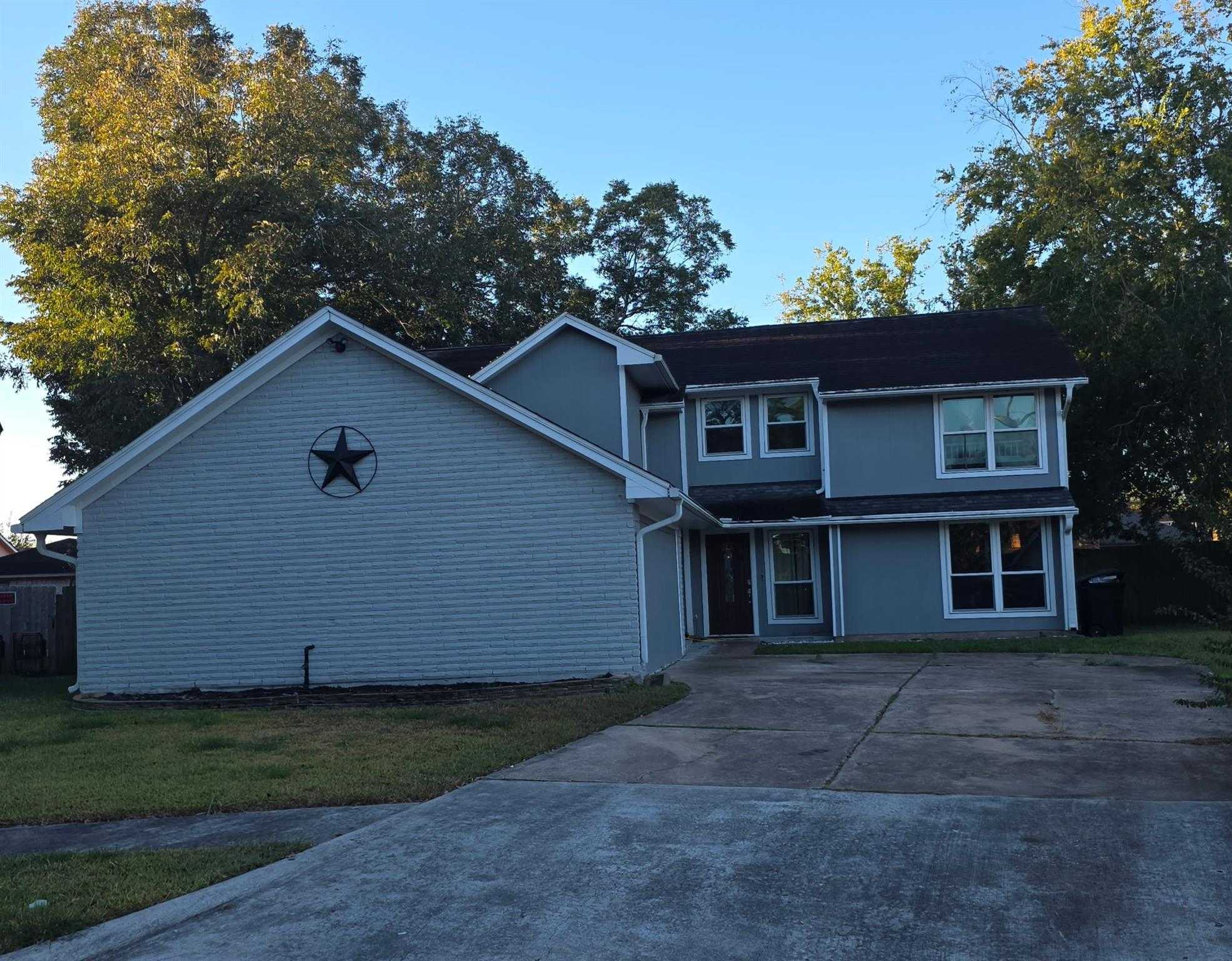 8626 Berryvine Drive Houston Texas United States, for Sale, residential, Eddie Ferrer, REALTOR®, Central Metro Realty LLc
