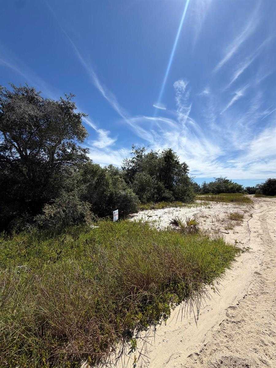 229 RHYTHM Drive Lake Placid Florida United States, for Sale, commercial,  , Phoenix Realtors LLC