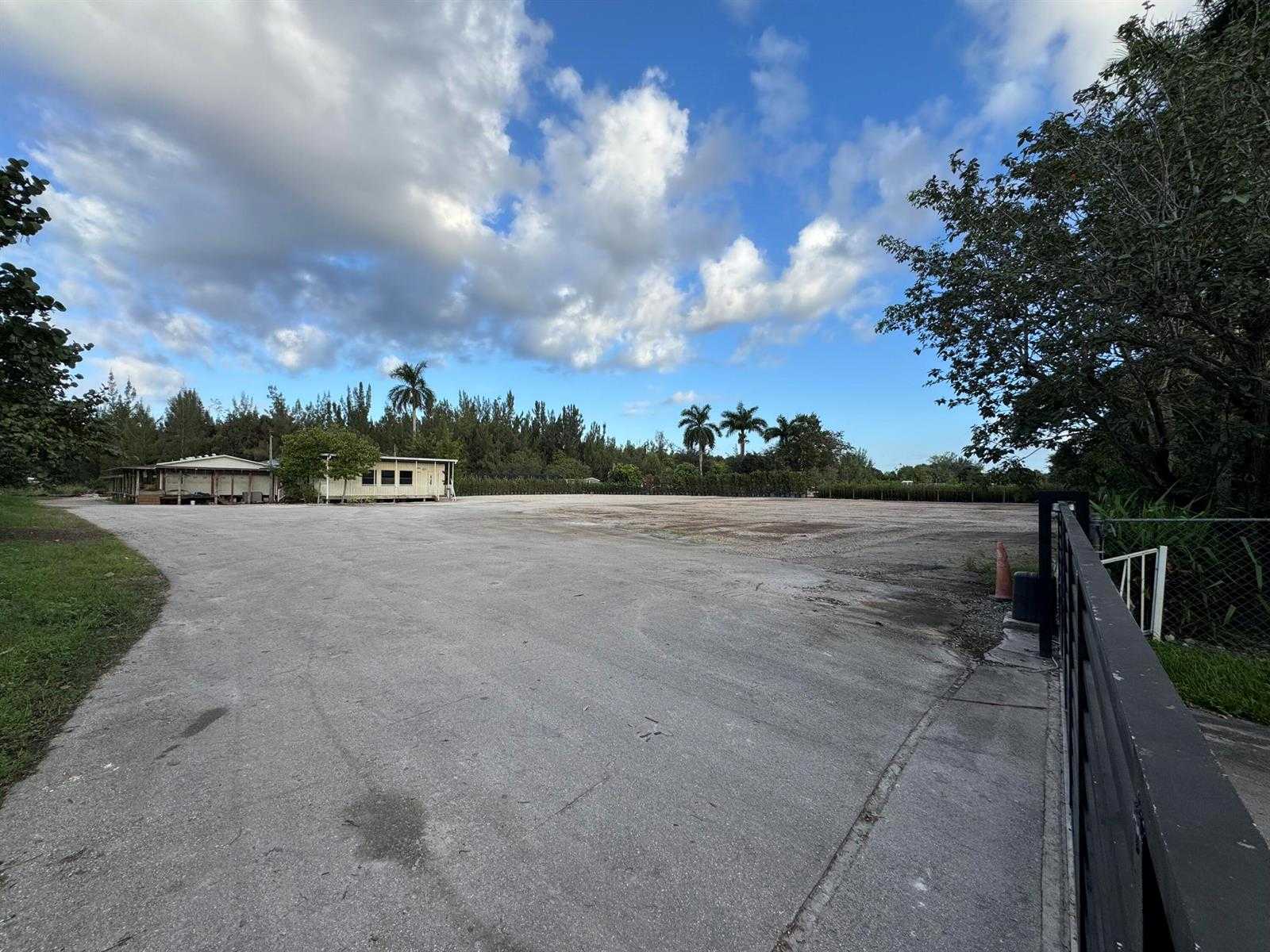 5331 SW 210 Terrace Southwest Ranches Florida United States, for Sale, commercial,  , Phoenix Realtors LLC