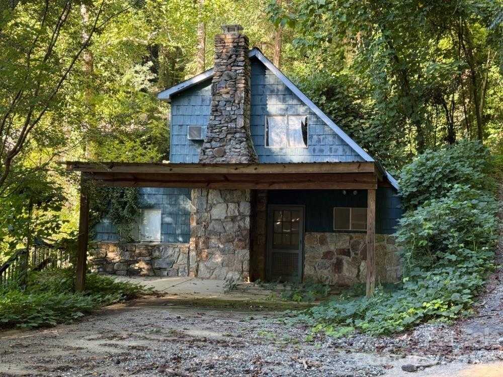 144 Conroy Court APT 31/32 Lake Lure North Carolina United States, for Sale, residential,  , 4 Seasons Homes and Land Inc.