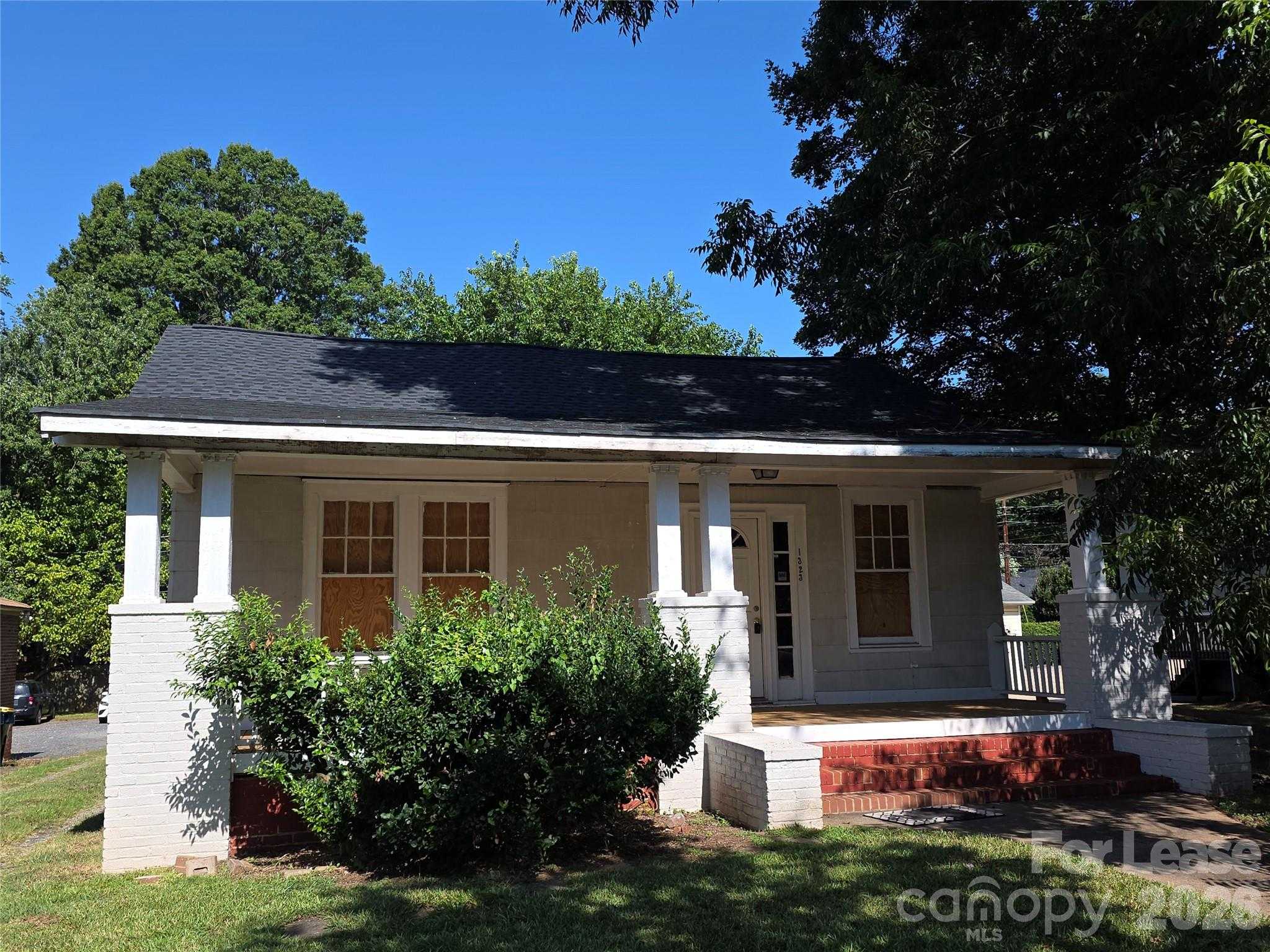 1323 The Plaza Charlotte North Carolina United States, for Lease, commercial, Kristen Haynes, New Home Buyers Brokers / Realty Pros