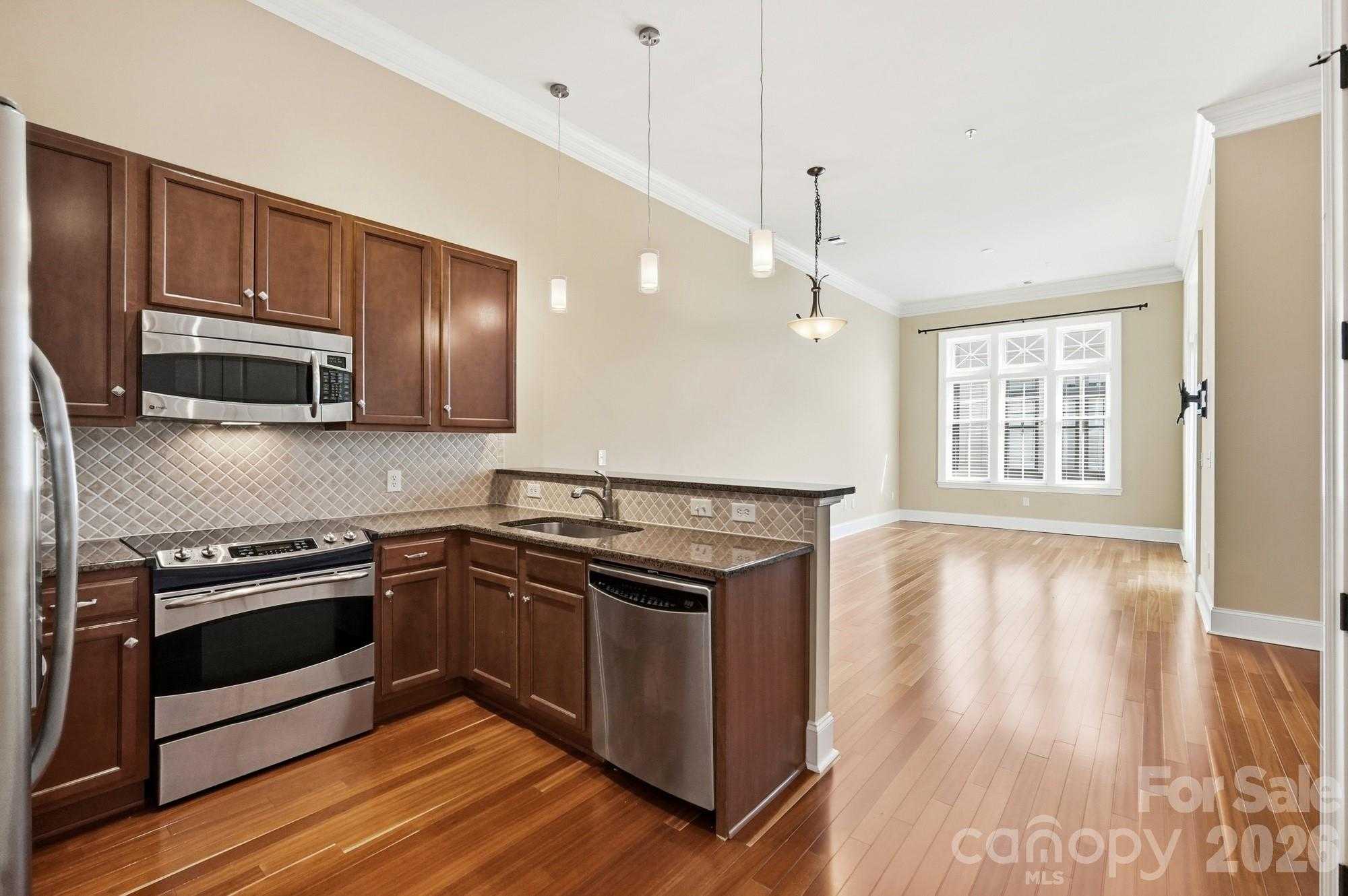 2810 Selwyn Avenue APT 428 Charlotte North Carolina United States, for Sale, residential, Kristen Haynes, New Home Buyers Brokers / Realty Pros
