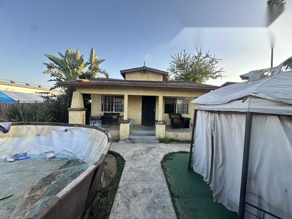 1024 W 88th Los Angeles California United States, for Sale, commercial,  , Castle Rock Realty
