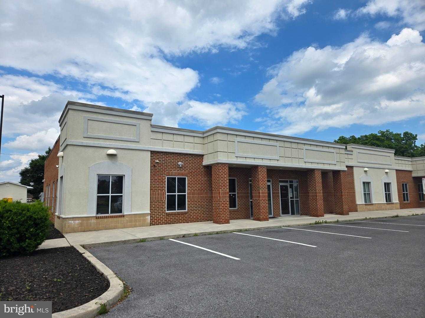 176 HEALTH CARE LANE APT 1 Martinsburg West Virginia United States, for Sale, commercial, Bruno Tarquinii, Fairfax Realty Premier