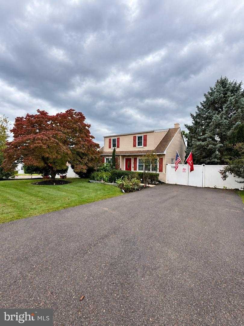 1326 CLOVERLY ROAD Warminster Pennsylvania United States, for Sale, residential,  , Market Force Realty