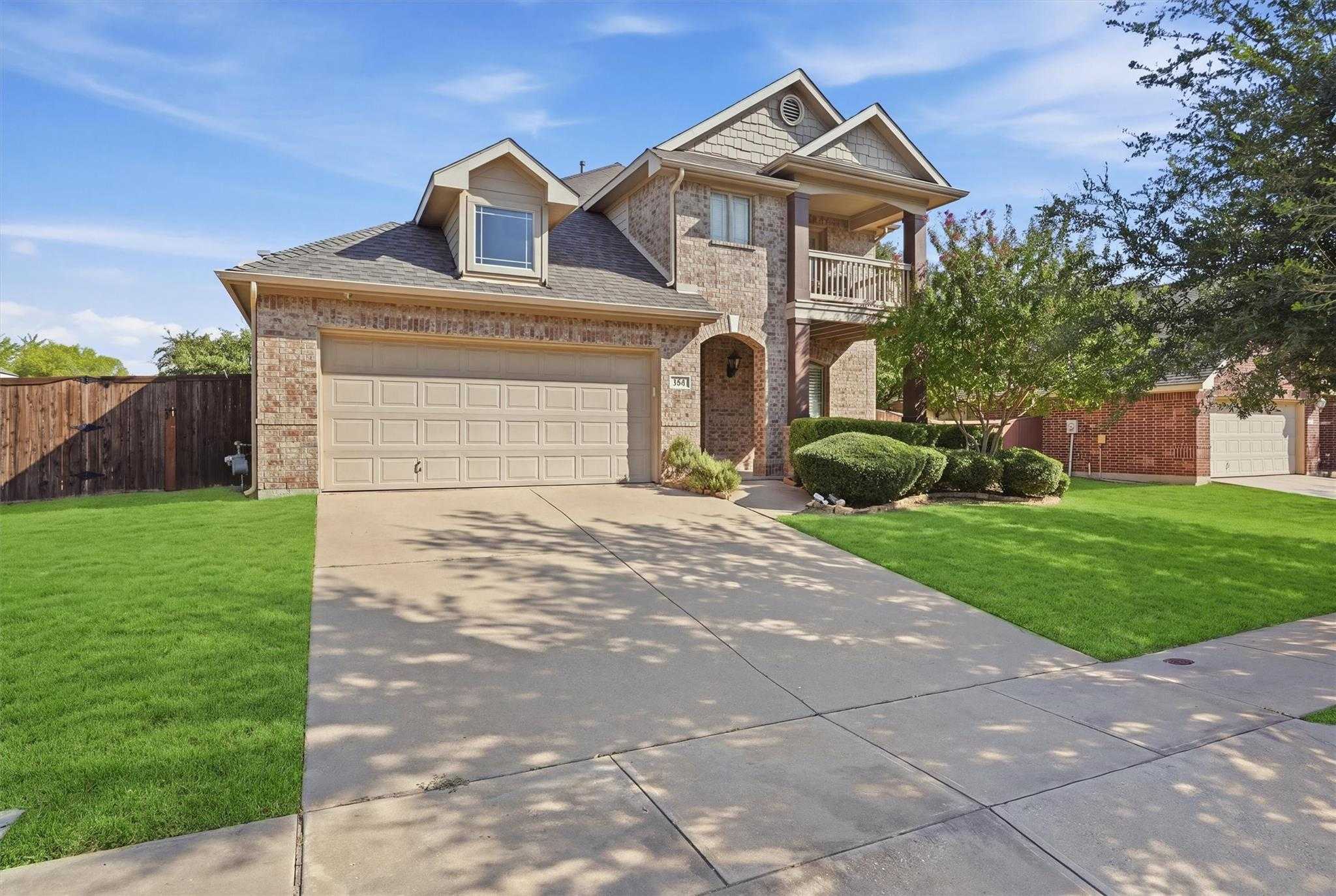 305 Mossy Oak Trail Fort Worth Texas United States, for Sale, residential, Stacy Fritchen, Berkshire Hathaway HomeServices PenFed Realty