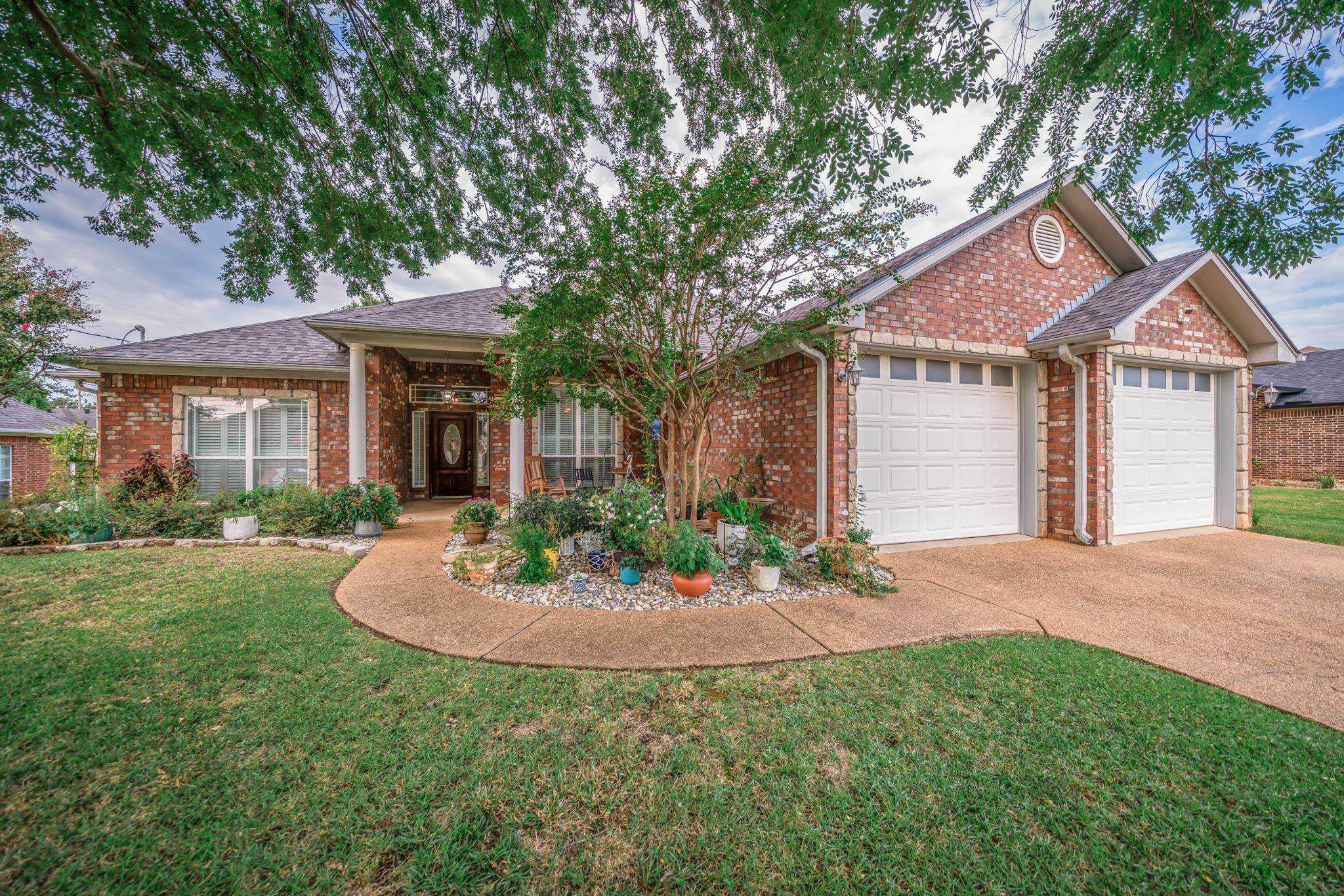 311 ITHACA DR. Longview Texas United States, for Sale, residential,  , Drake Chapman Real Estate, Brokerage