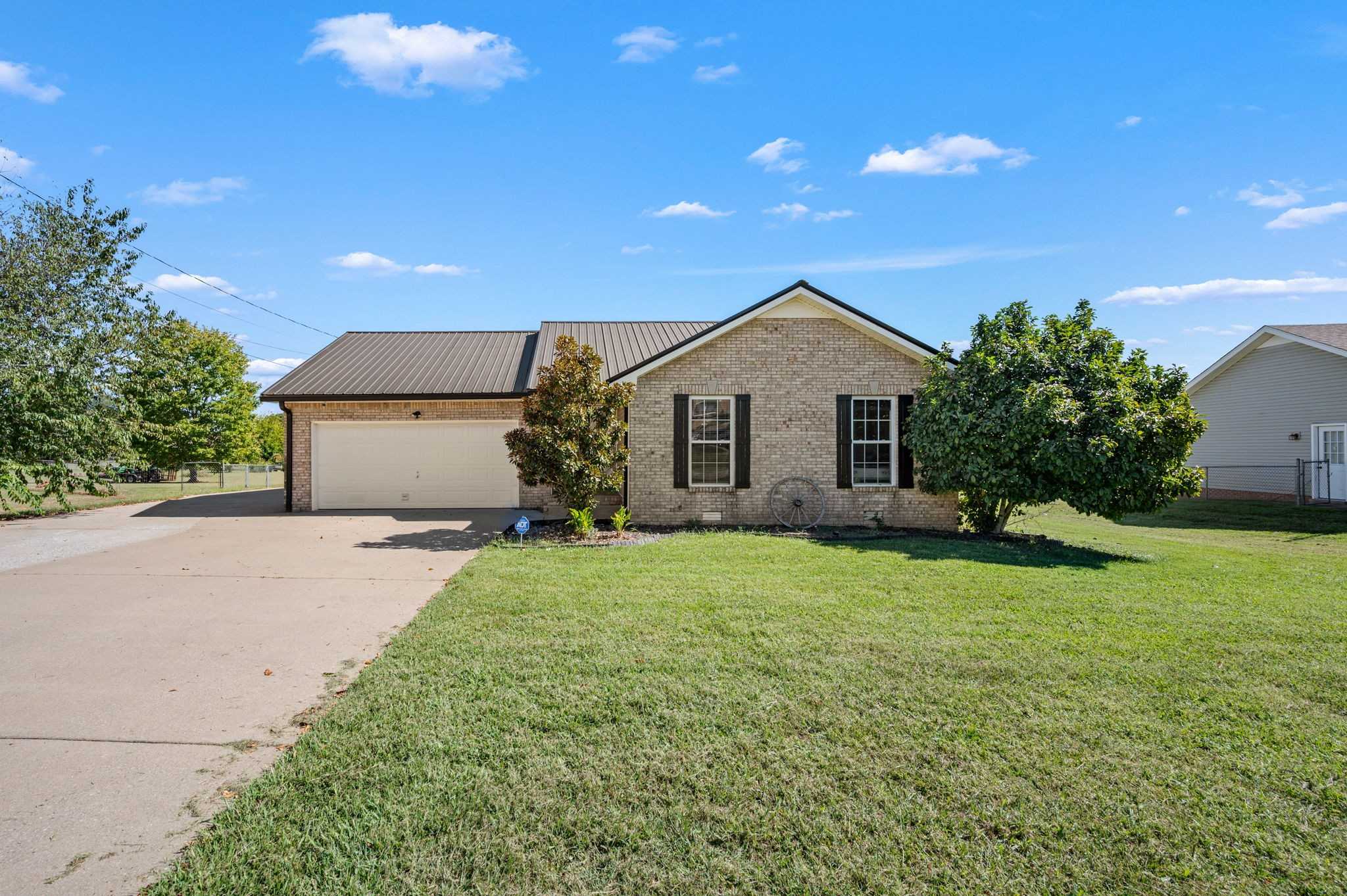 3669 Gracelawn Drive Clarksville Tennessee United States, for Sale, residential, Sandra Hester, Keystone Realty and Management