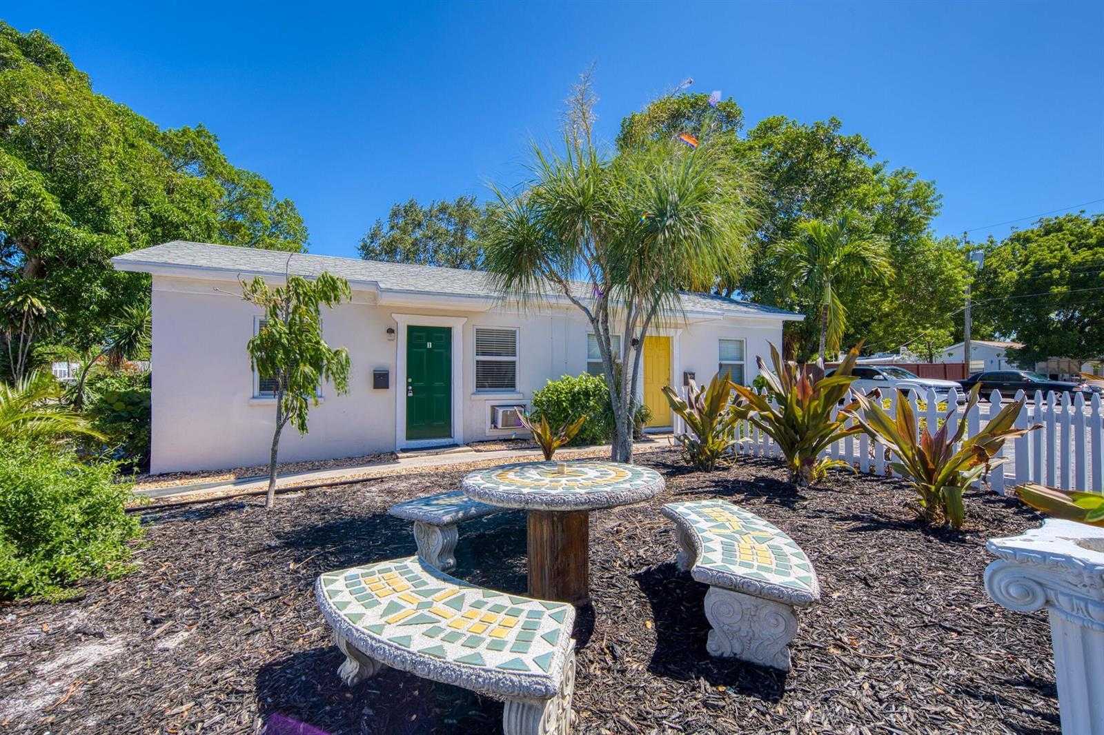 219 N E Street APT 2  Florida United States, for Rent, residential,  , Phoenix Realtors LLC