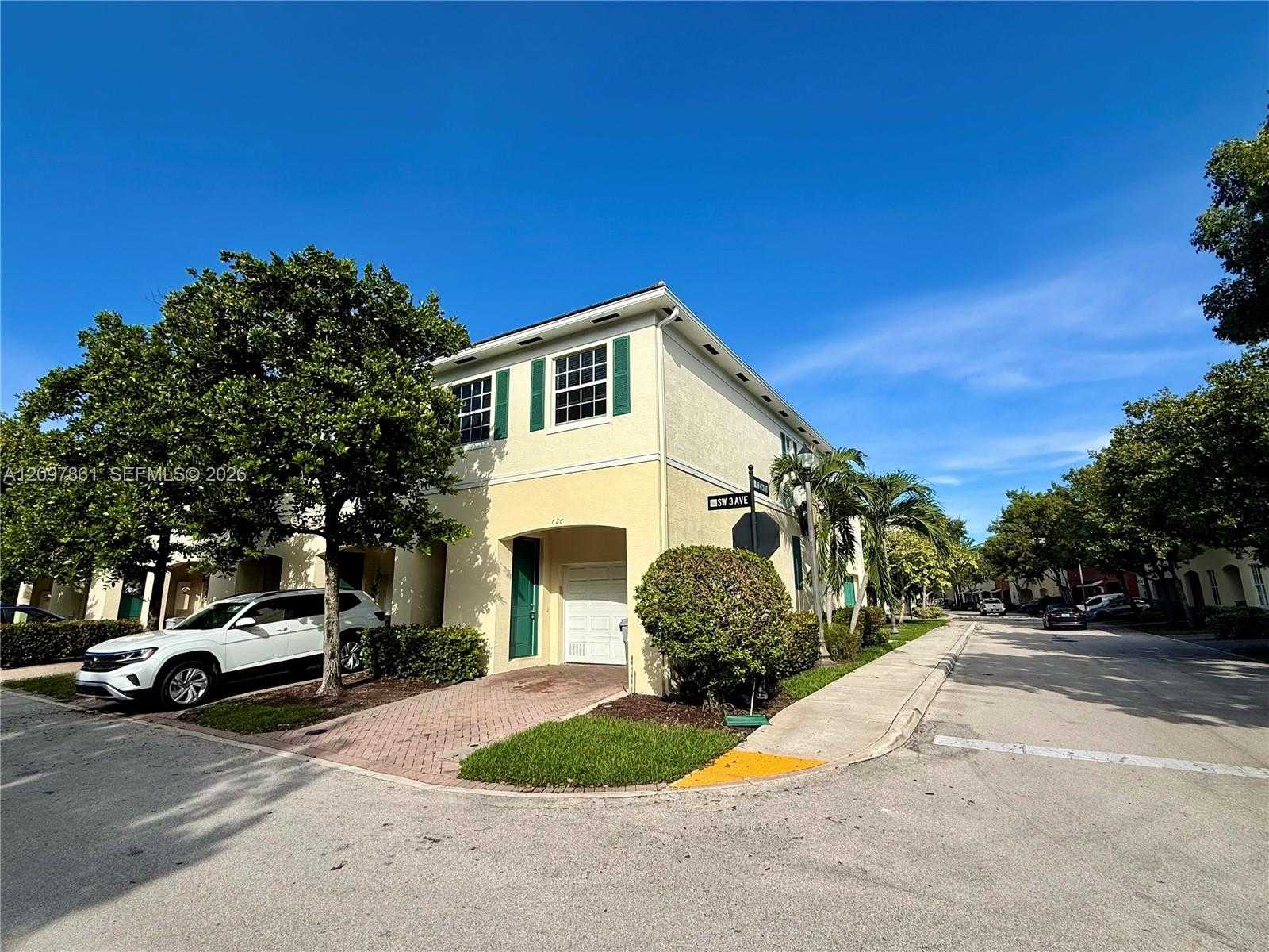 626 SW 3rd Ave Pompano Beach Florida United States, for Rent, residential,  , D'Lux Real Estate Services, LLC