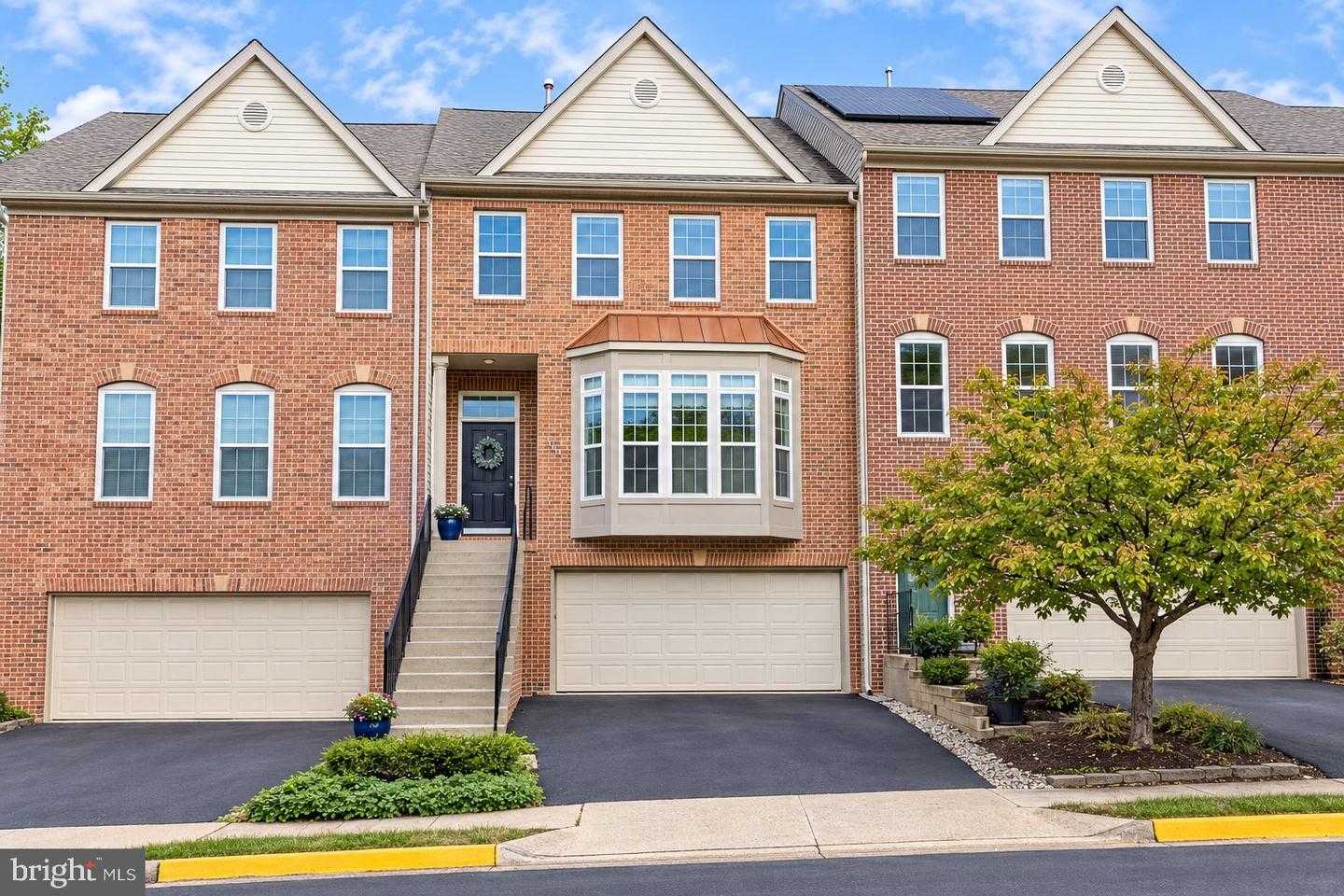 4205 TRUMBO COURT Fairfax Virginia United States, for Sale, residential, Kamalia  Emerson, Samson Properties