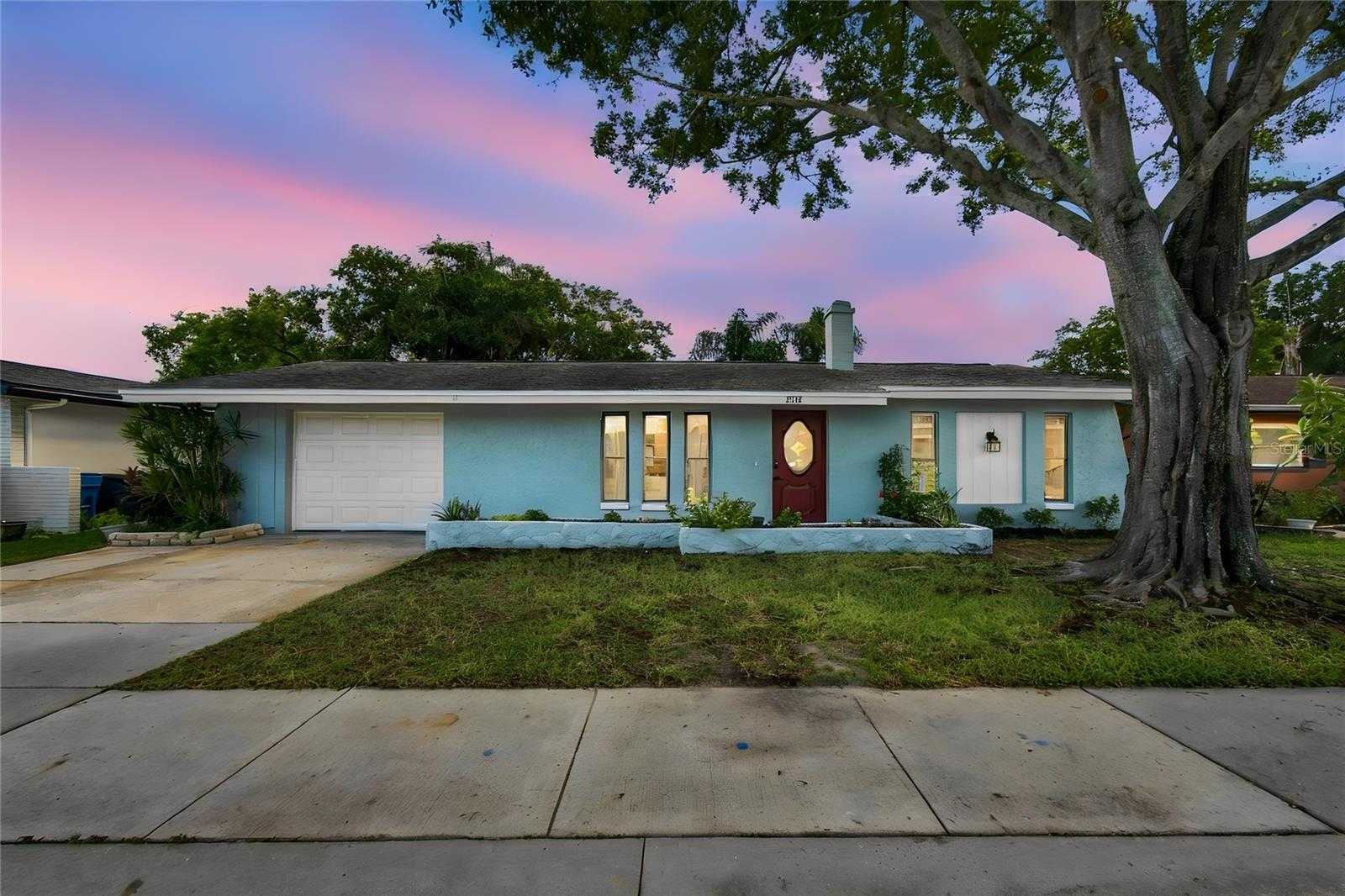 1813 DRIFTWOOD CIRCLE Oldsmar Florida United States, for Sale, residential, Tony Quevedo , Kokopelli Real Estate