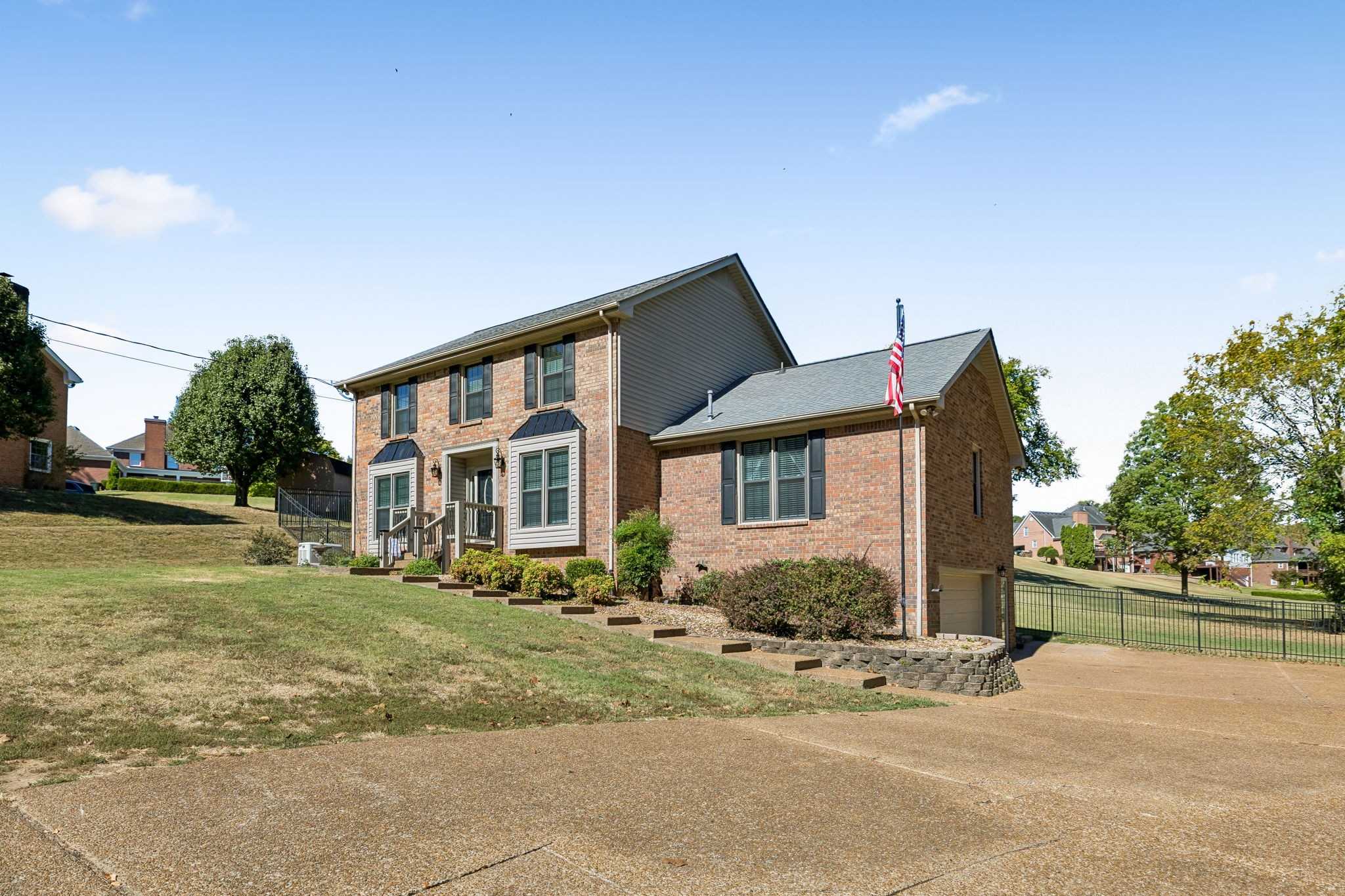 622 Cumberland Hills Dr Hendersonville Tennessee United States, for Sale, residential, Adam Hanes, LPT Realty