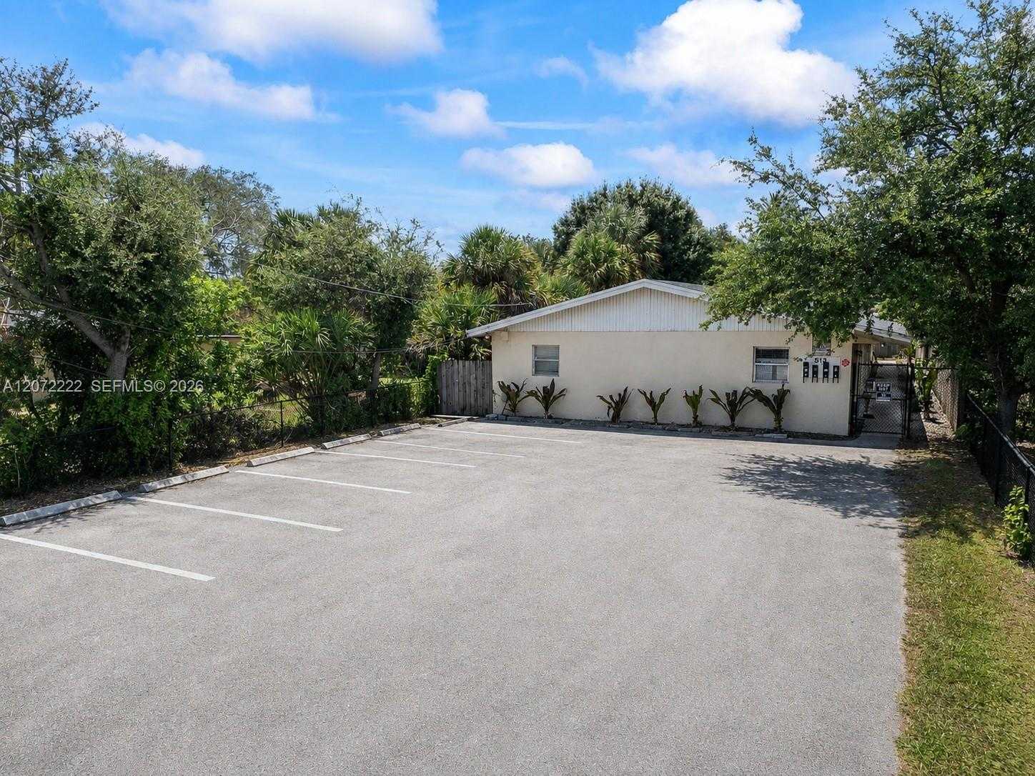 513 NW 22nd Ave  APT 2 Fort Lauderdale Florida United States, for Rent, residential,  , Phoenix Realtors LLC