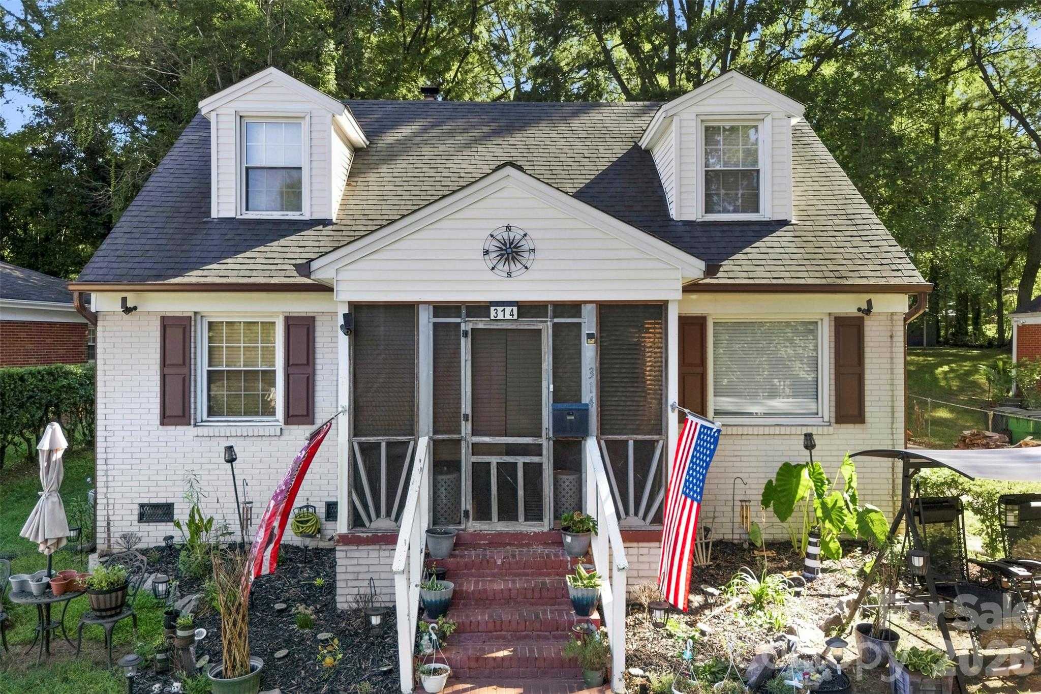 314 Fannie Circle Charlotte North Carolina United States, for Sale, residential,  , Realty ONE Group Revolution