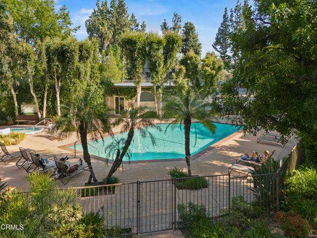 22330 Victory Boulevard APT 401 Los Angeles California United States, for Sale, residential,  , InCom Real Estate - New Office