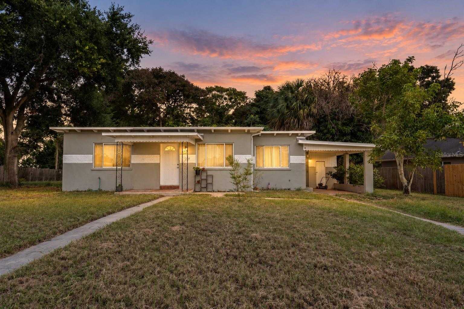 144 OAK STREET Clermont Florida United States, for Sale, residential, Zaira Mejia, Spaces & Styles Group