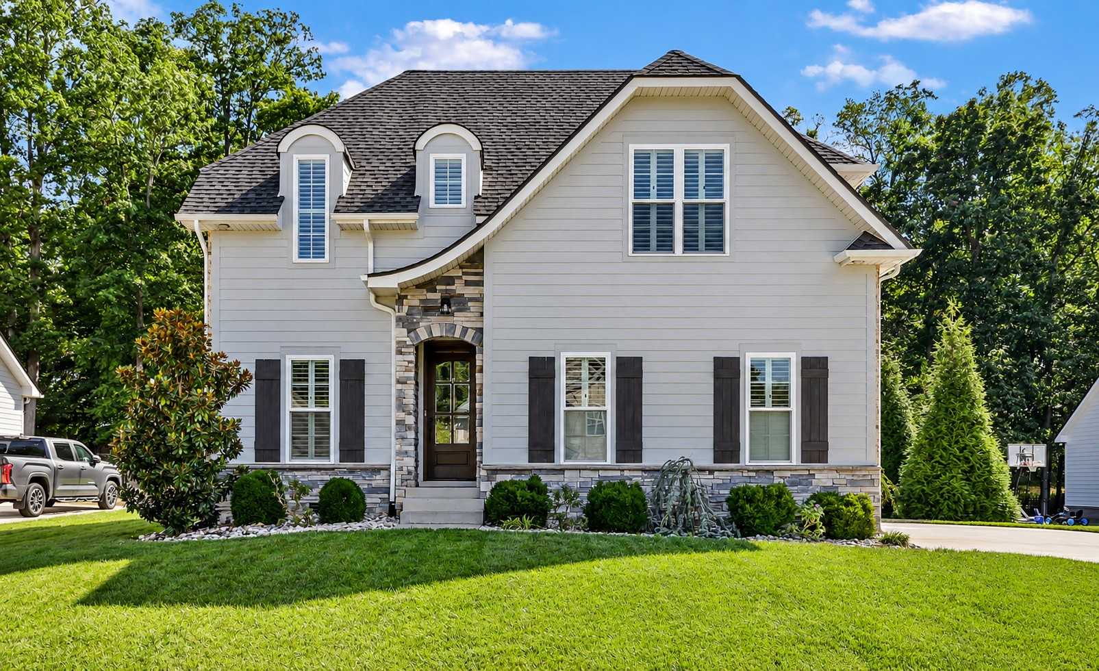 483 Sheas Way Clarksville Tennessee United States, for Sale, residential, Adam Hanes, LPT Realty