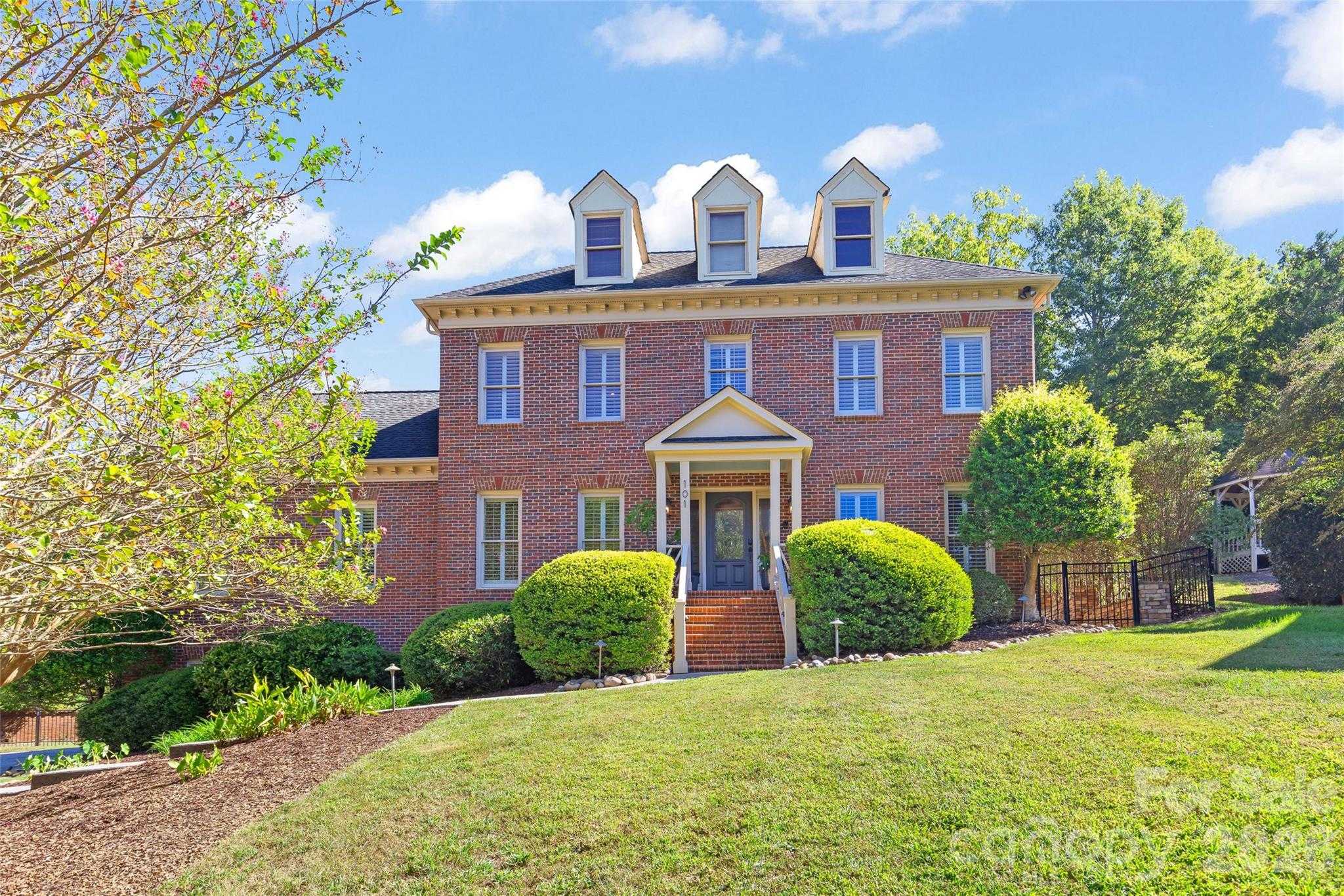 101 Samuel Guilford Court Charlotte North Carolina United States, for Sale, residential, William (Will) Owens , South Charlotte Properties