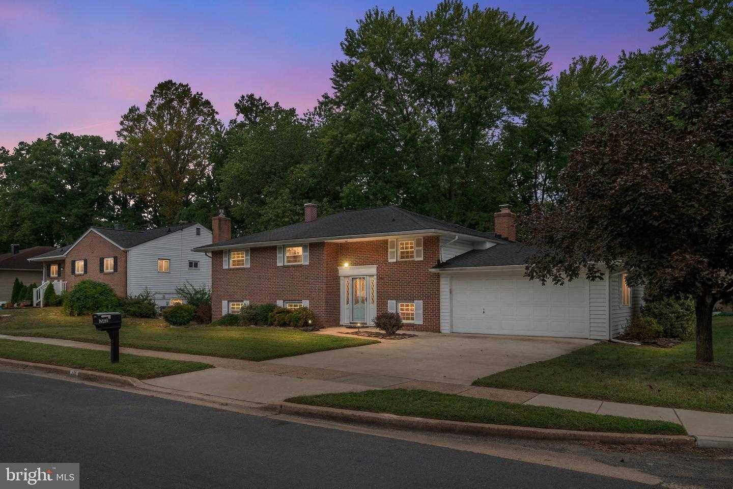 242 CROSS CREEK DRIVE Glen Burnie Maryland United States, for Sale, residential, Litra  Simms, Simms and Associates