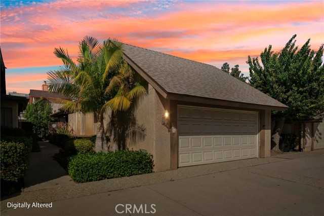 9930 Owensmouth Avenue APT 10 Chatsworth California United States, for Sale, residential, Debi Durzi, Pinnacle Estate Properties, Inc.