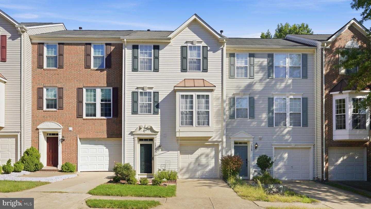 1527 GROSBEAK COURT Woodbridge Virginia United States, for Sale, residential,  , The Holly Group