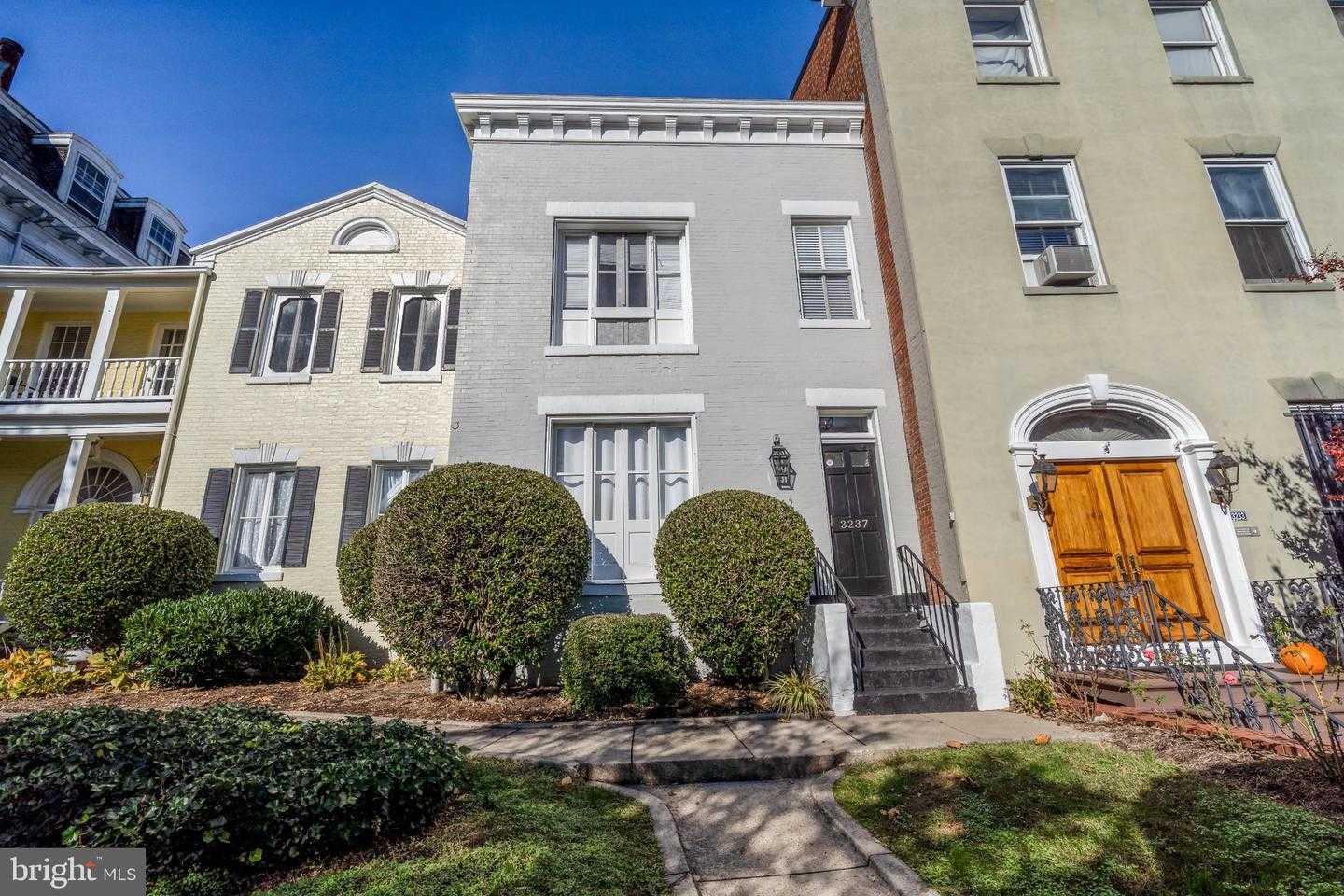 3237 N STREET APT 19 Washington District Of Columbia United States, for Sale, residential, Edward Giles, Georgetown Realty Group
