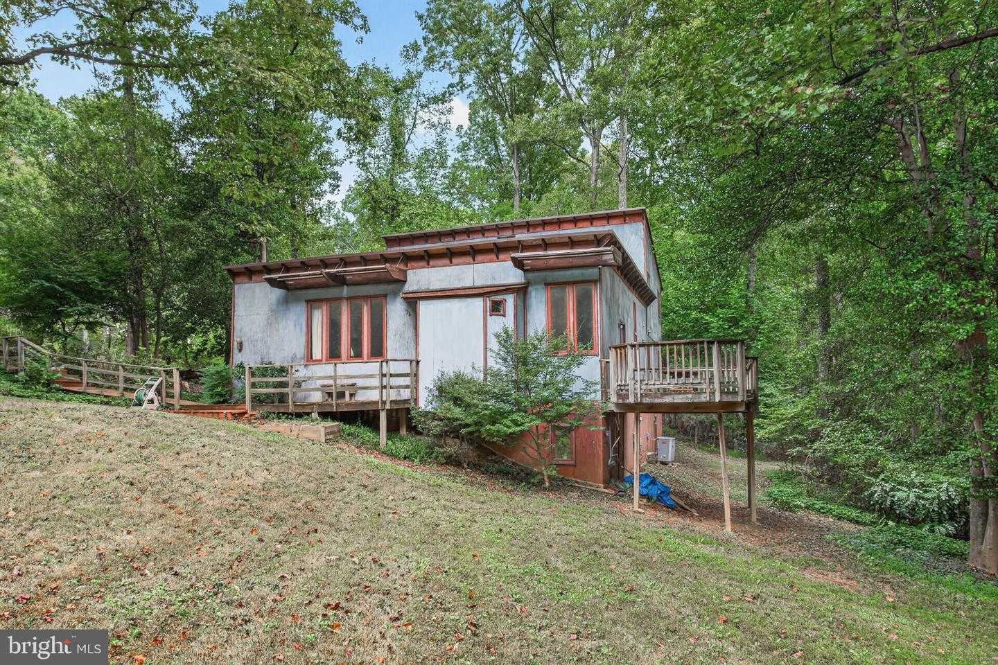 10708 MEADOWOOD DRIVE Vienna Virginia United States, for Sale, commercial, Bruno Tarquinii, Fairfax Realty Premier