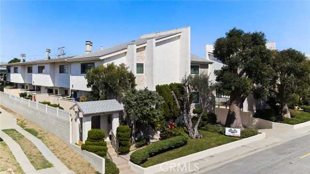 2611 Ruhland Avenue APT 3 Redondo Beach California United States, for Sale, residential, Nelson Vianna, LA Execs Group