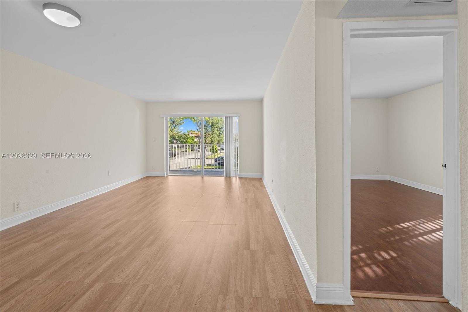 5241 Geneva Way  APT 201 Doral Florida United States, for Rent, residential, Roberto Villasmil, Interinvestments Realty, Inc.
