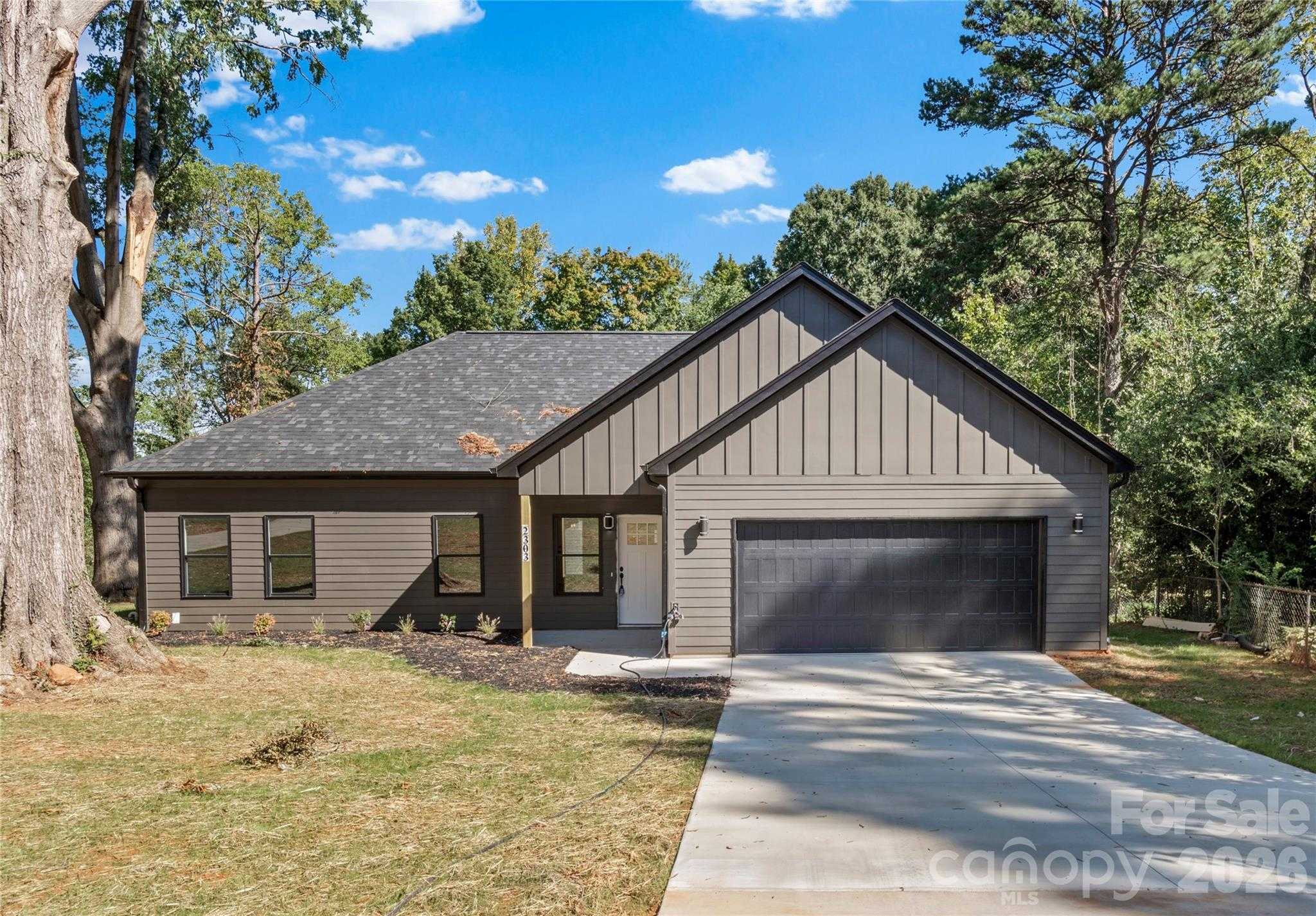 2303 Frederick Drive Winston Salem North Carolina United States, for Sale, residential,  , The Headley Group Realty