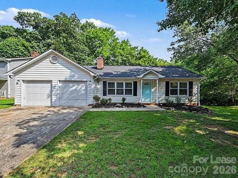 6804 Streamside Drive APT 1 Charlotte North Carolina United States, for Rent, residential, Kristen Haynes, New Home Buyers Brokers / Realty Pros
