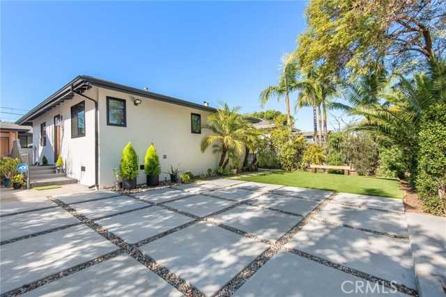 3007 S Hobart Boulevard Los Angeles California United States, for Sale, commercial,  , Castle Rock Realty