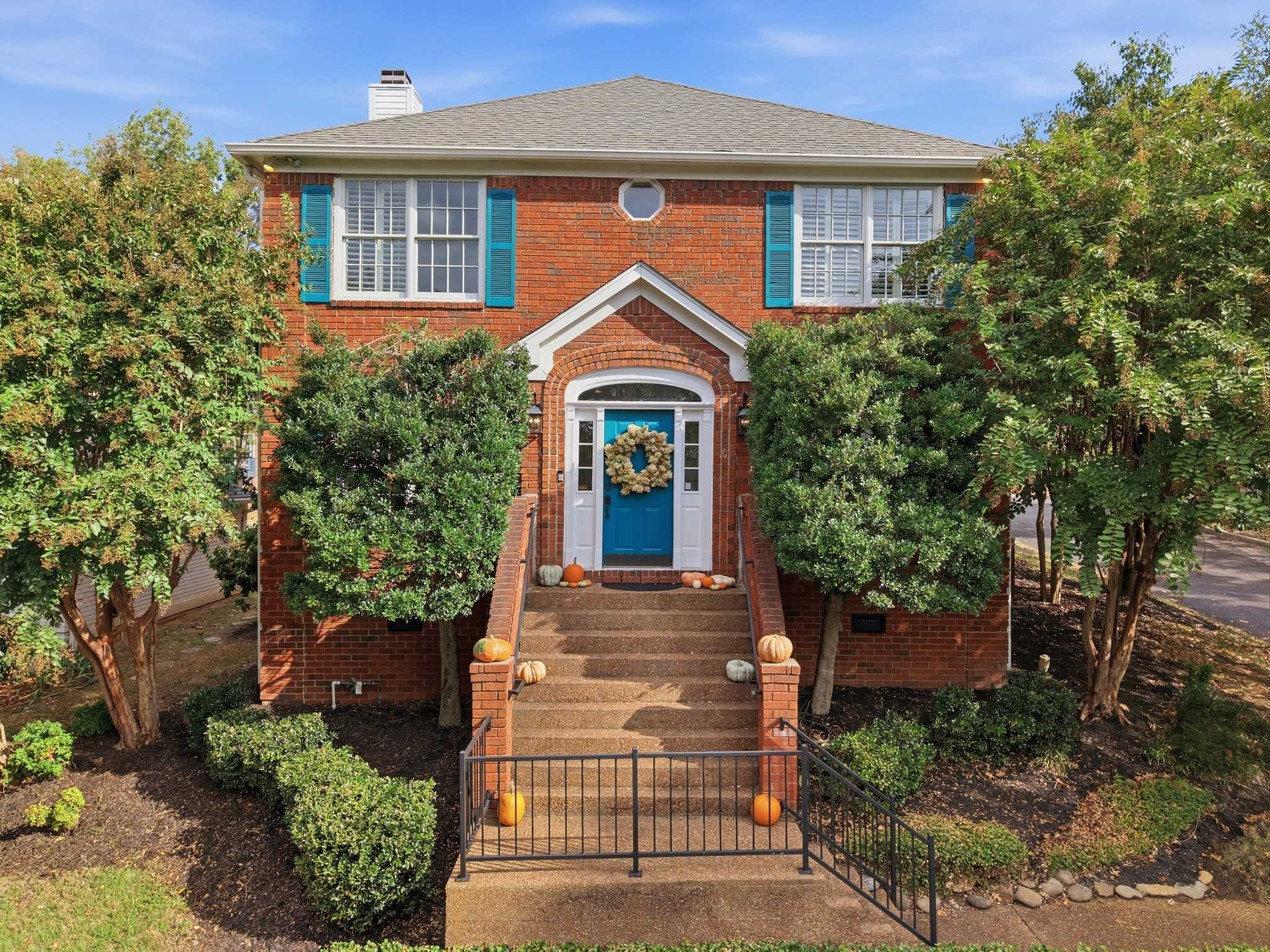 72 Ravenwood Hills Cir Nashville Tennessee United States, for Sale, residential, Adam Hanes, LPT Realty