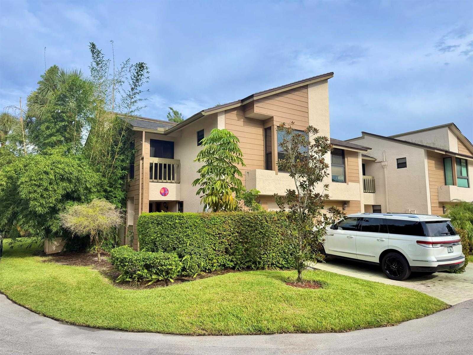 6069 GLENDALE Drive Boca Raton Florida United States, for Rent, residential,  , Phoenix Realtors LLC