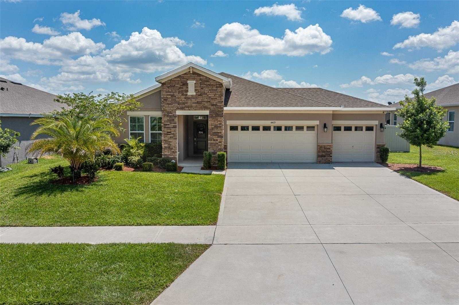 4419 LINWOOD TRACE LANE Clermont Florida United States, for Sale, residential, Zaira Mejia, Spaces & Styles Group
