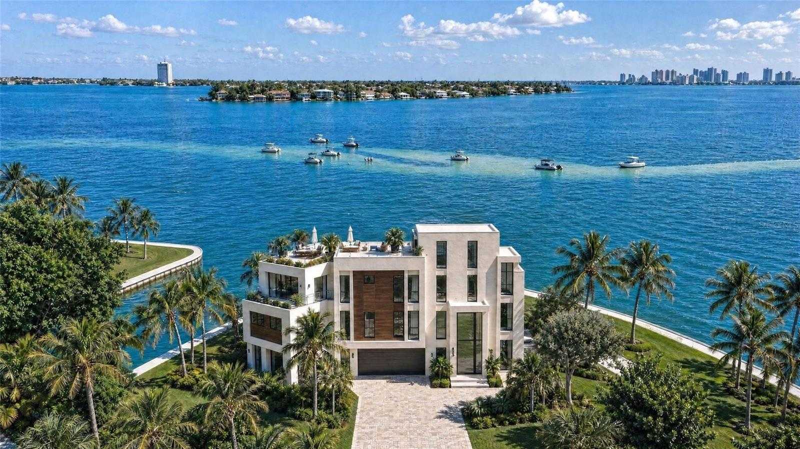 3200 HIGEL AVENUE Sarasota Florida United States, for Sale, residential, Rigo Rivera, Listify