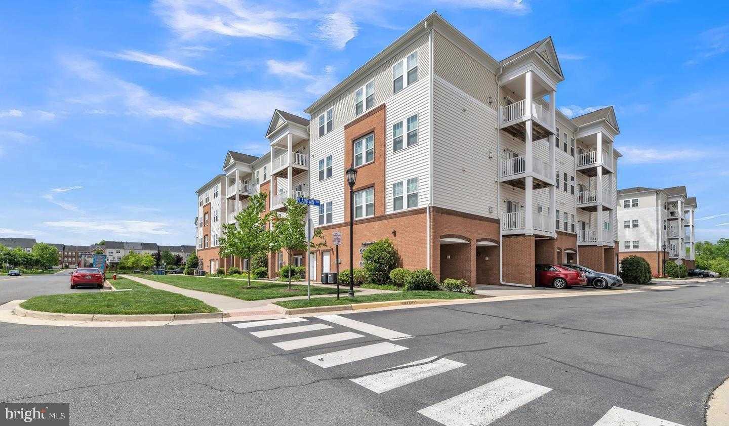 24660 WOOLLY MAMMOTH TERRACE APT 201 Aldie Virginia United States, for Rent, residential, Bruno Tarquinii, Fairfax Realty Premier