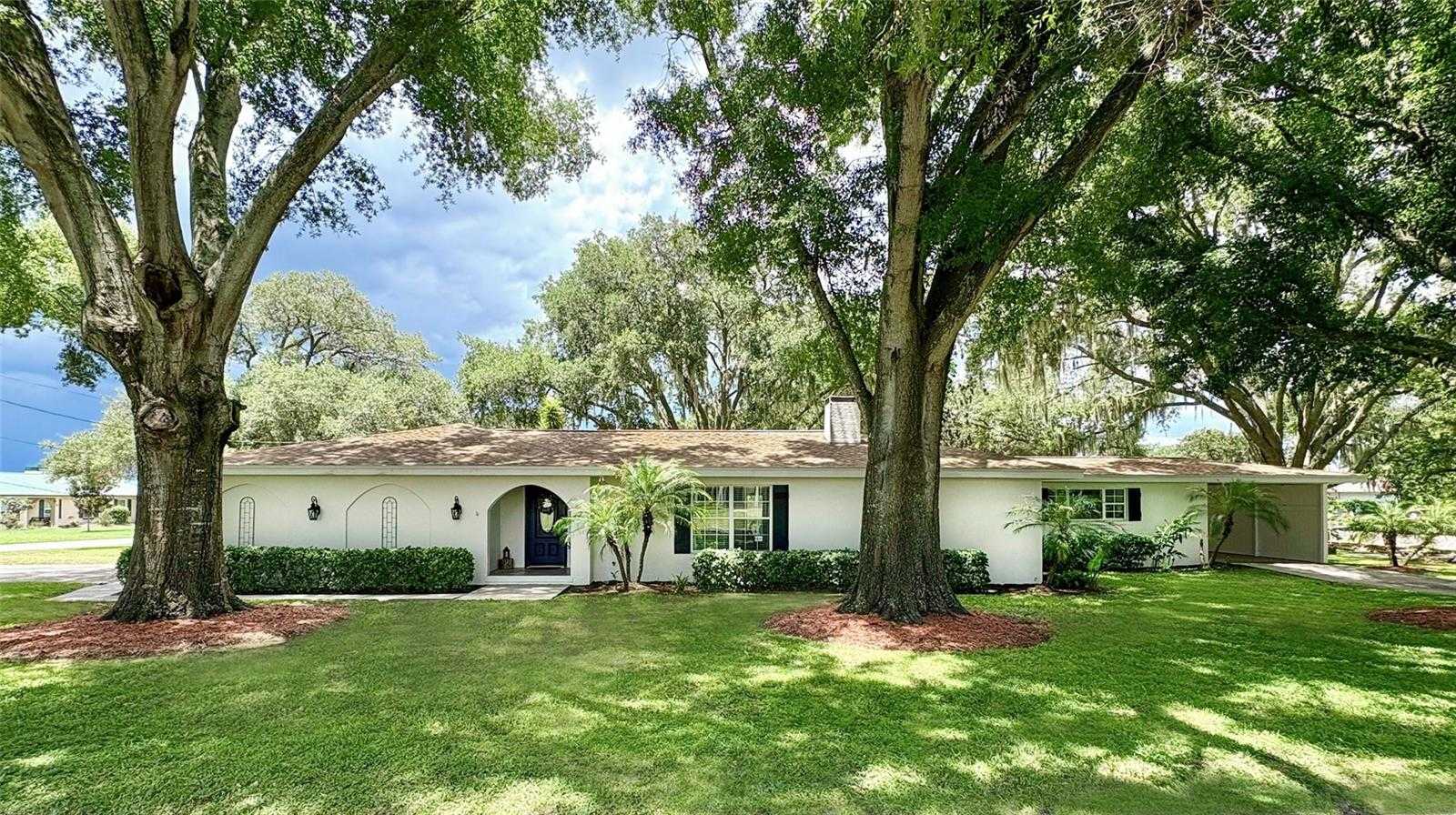 10 W LAKE HAMILTON CIRCLE Winter Haven Florida United States, for Sale, residential,  , Crosby and Associates Inc