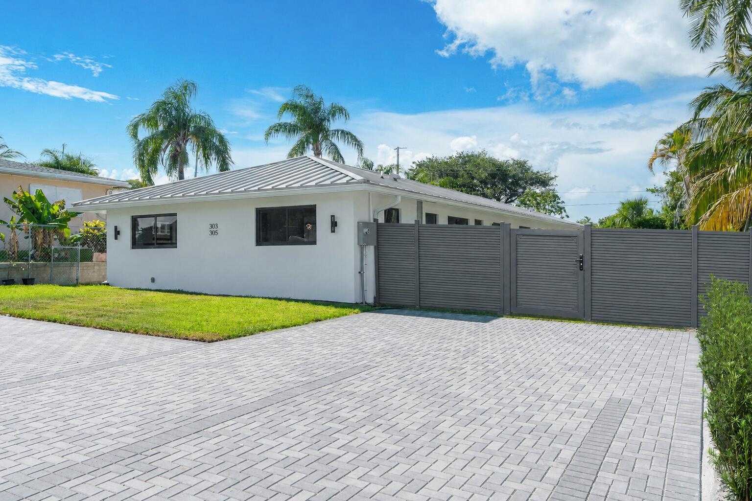 303 DE CARIE Street APT 303 Delray Beach Florida United States, for Rent, residential,  , Phoenix Realtors LLC