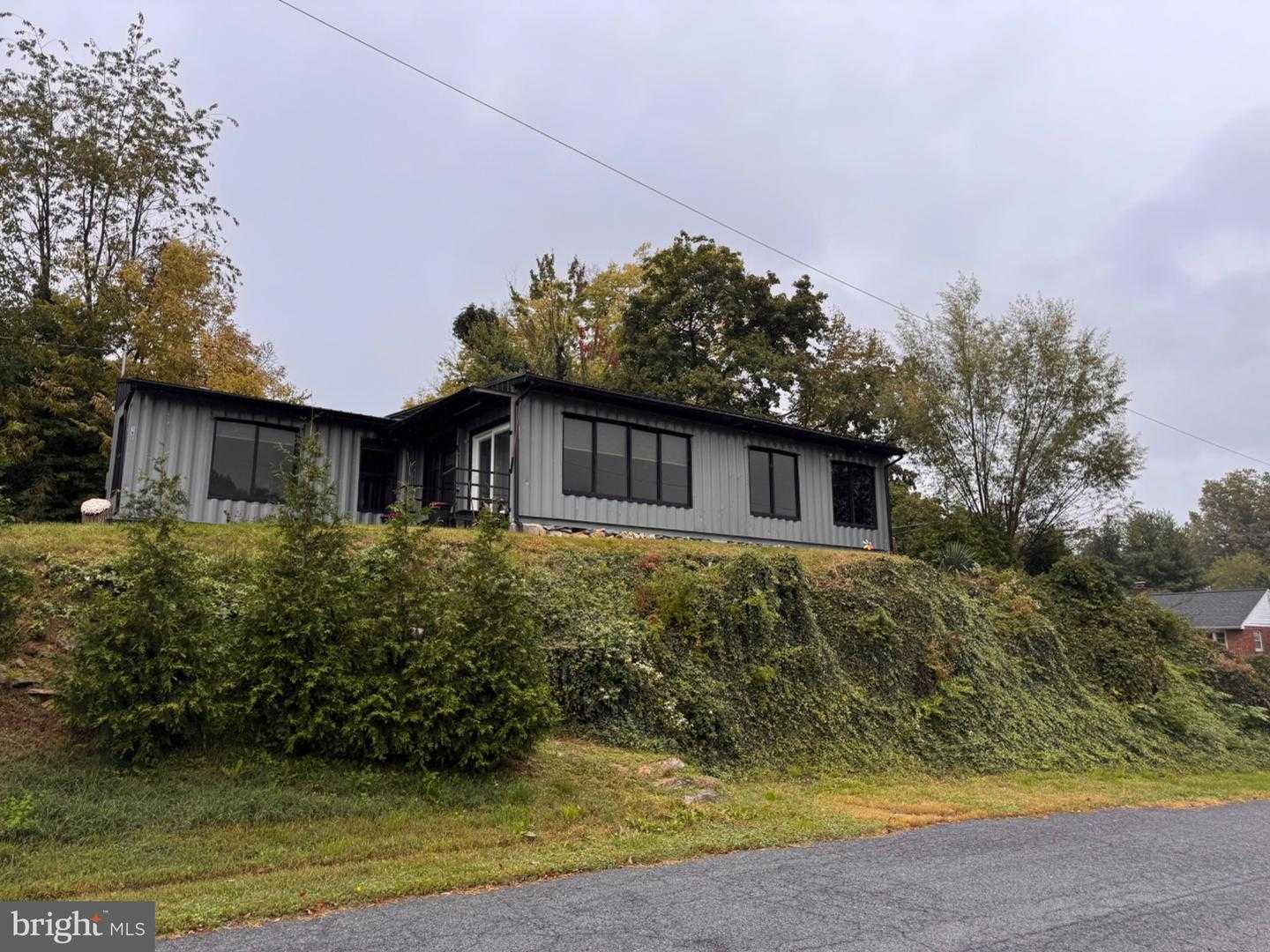 100 LOGAN AVENUE Reading Pennsylvania United States, for Sale, residential, Bruno Tarquinii, Fairfax Realty Premier