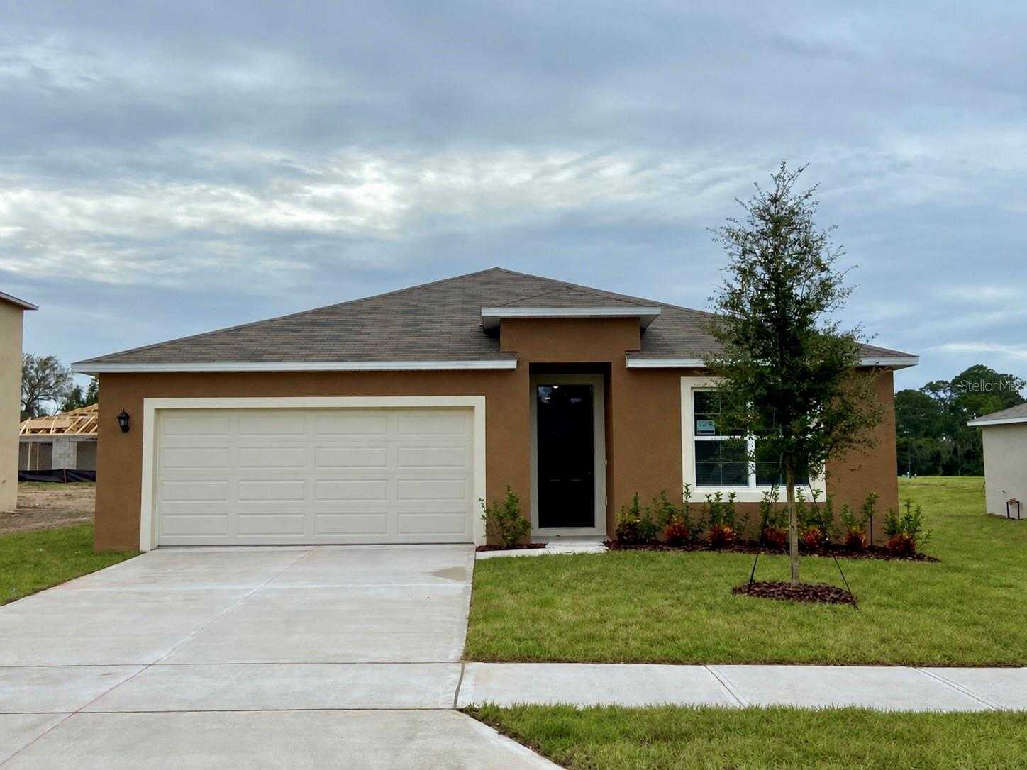 2760 GRAND CENTRAL AVENUE Tavares Florida United States, for Sale, residential,  , Success Home Sales