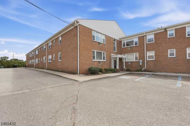 565 Grove St  APT B4 Clifton City New Jersey United States, for Rent, residential, Jill Savva, Century 21 Cedarcrest Realty