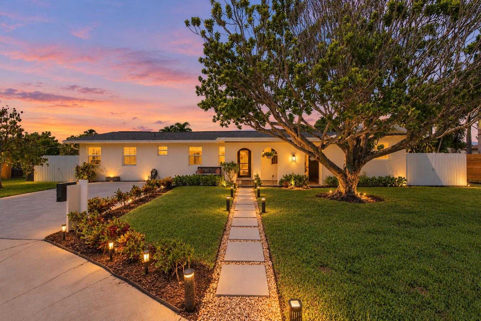 1409 Richard Lane  Florida United States, for Sale, residential,  , Phoenix Realtors LLC