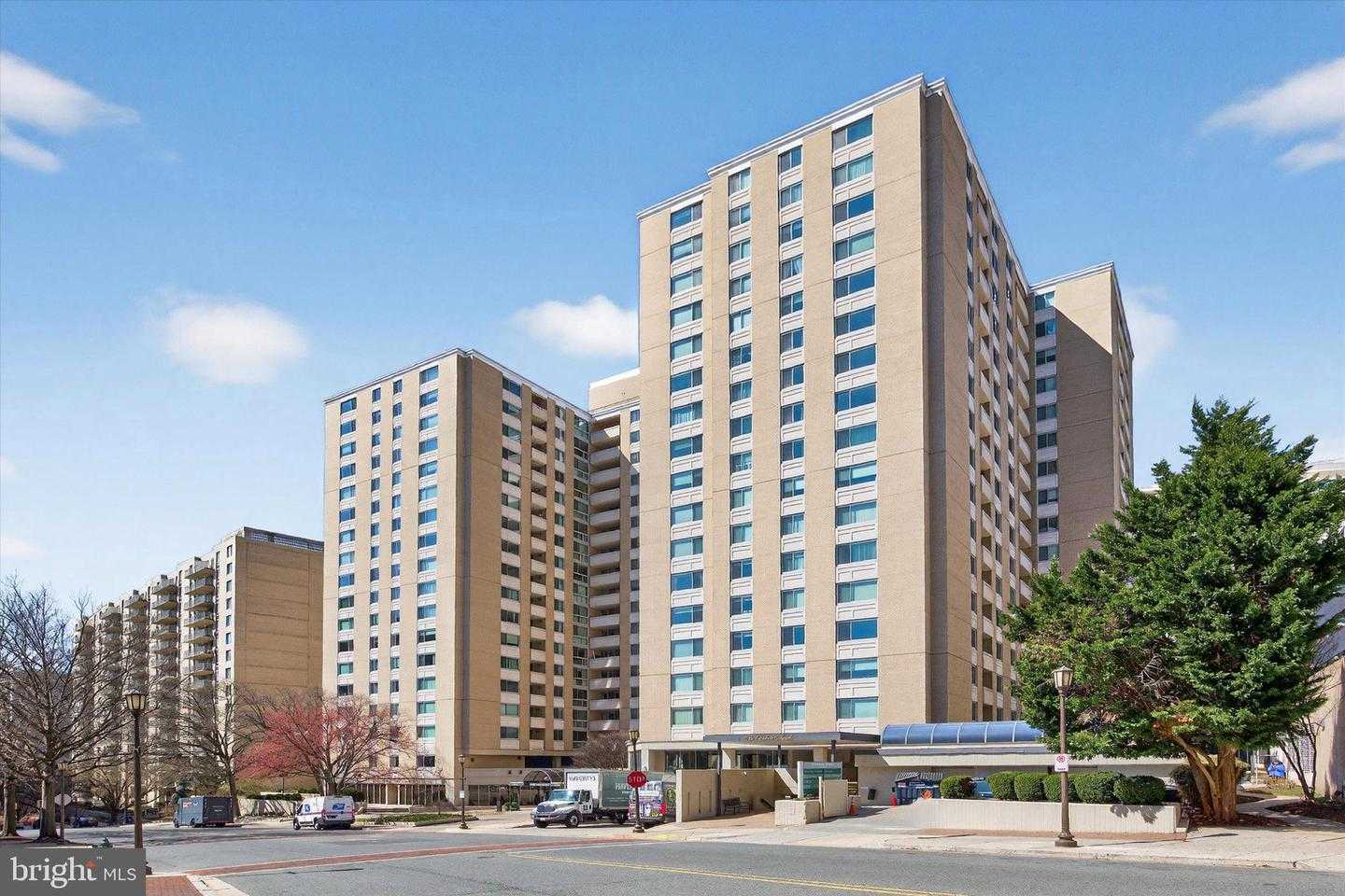 4601 N PARK AVENUE APT 214P Chevy Chase Maryland United States, for Sale, residential, Zandra Jamison, Samson Properties